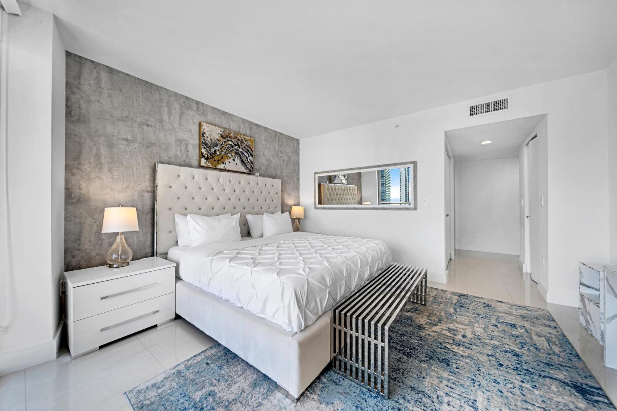Resort-Style Living With Direct Ocean Views - 3Br Beauty Hallandale Beach Exterior photo