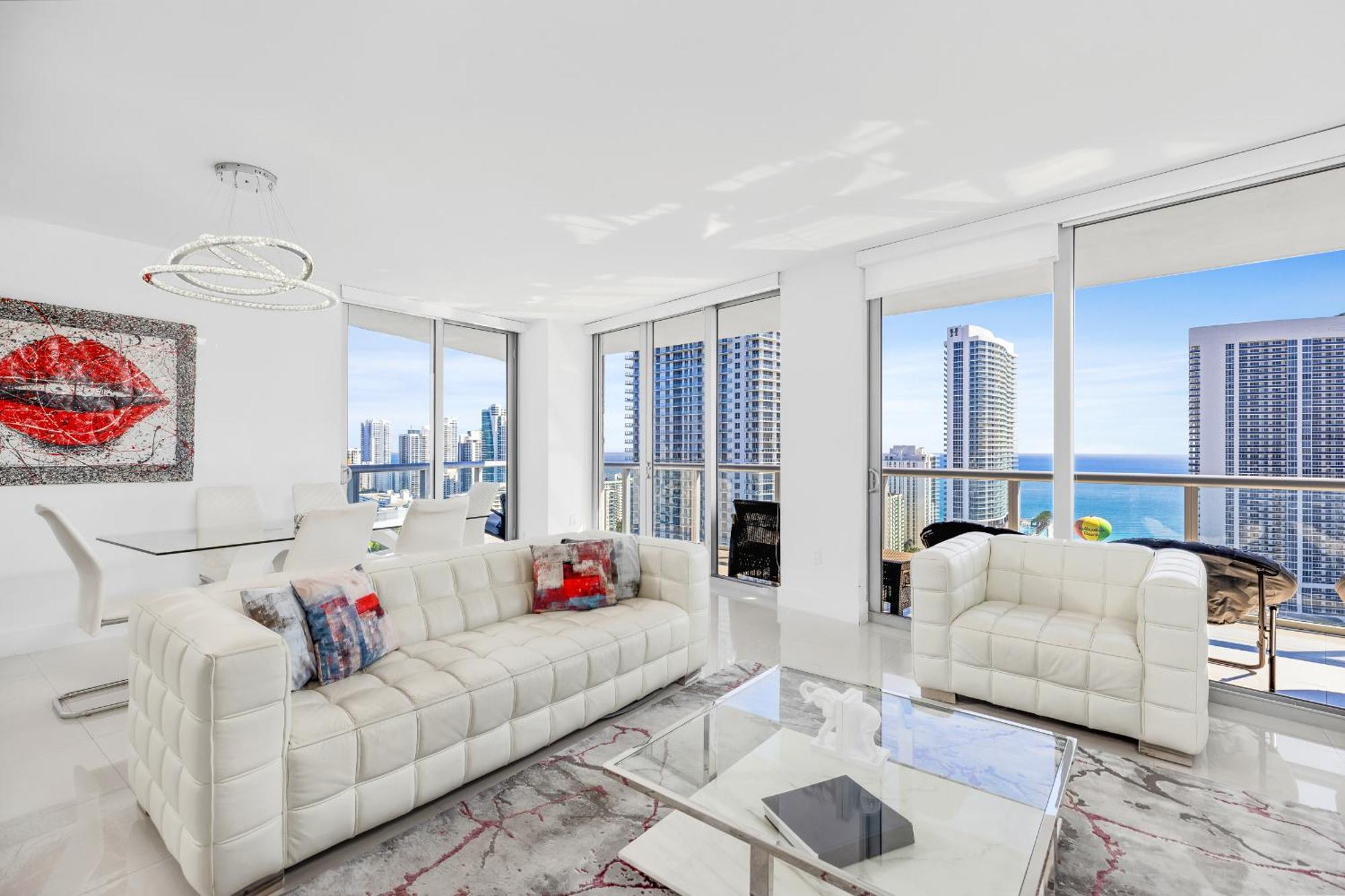 Resort-Style Living With Direct Ocean Views - 3Br Beauty Hallandale Beach Exterior photo