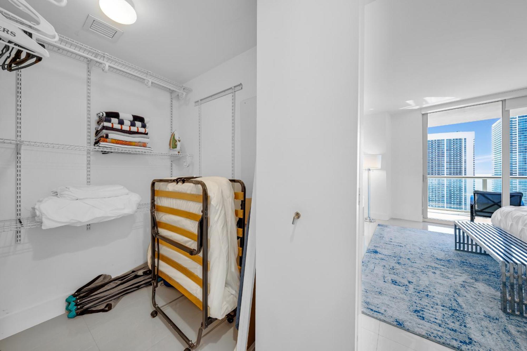 Resort-Style Living With Direct Ocean Views - 3Br Beauty Hallandale Beach Exterior photo