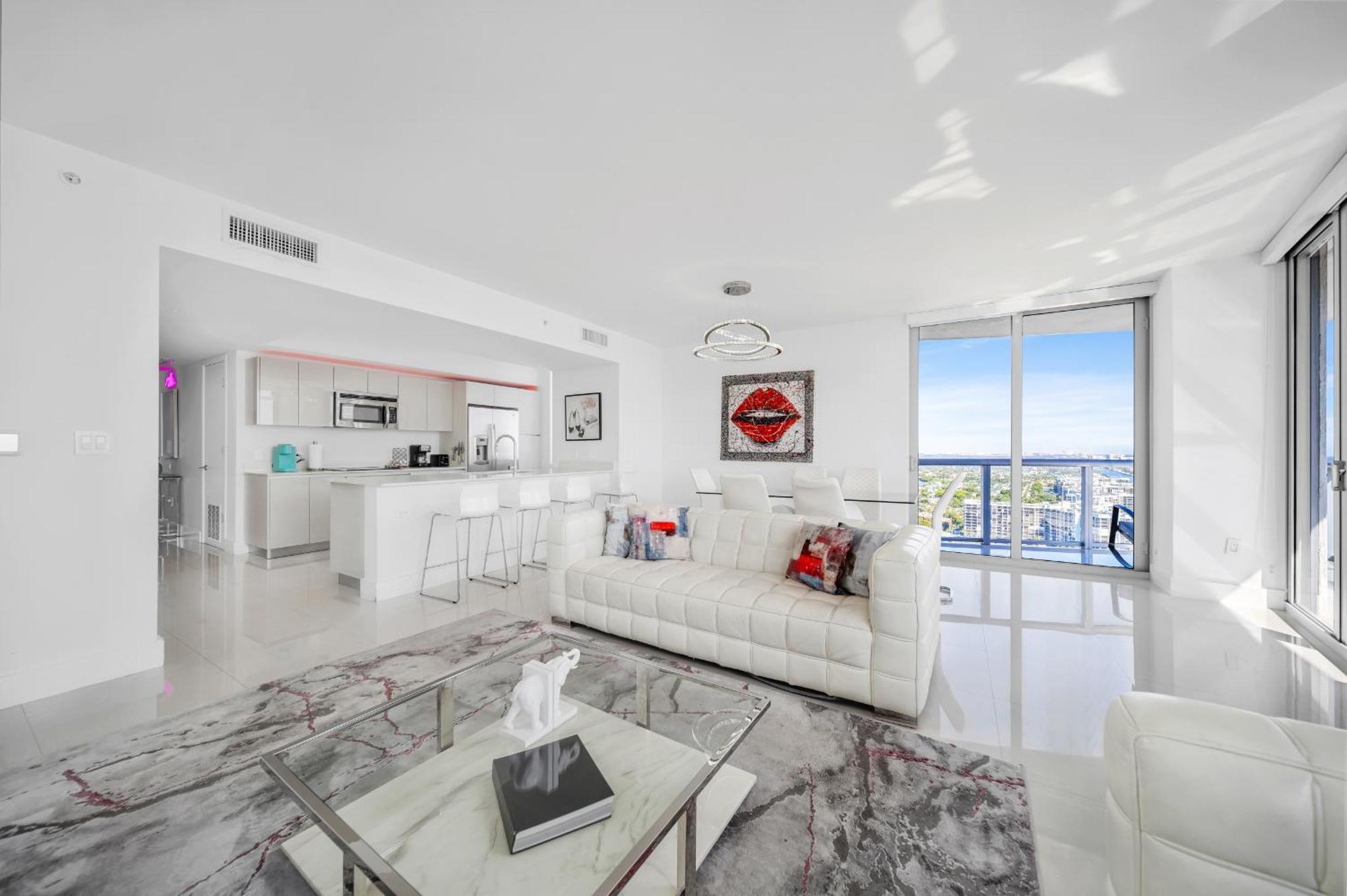 Resort-Style Living With Direct Ocean Views - 3Br Beauty Hallandale Beach Exterior photo