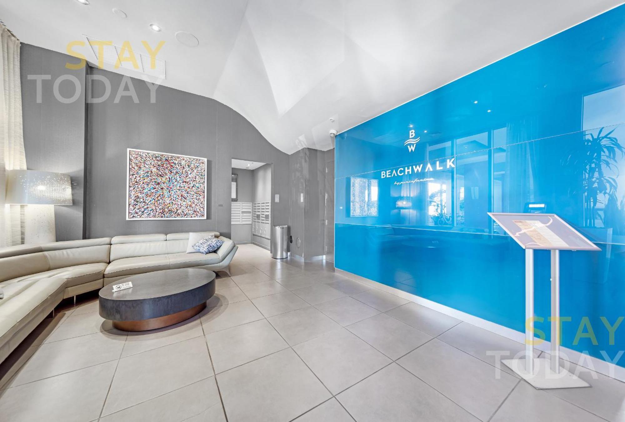 Resort-Style Living With Direct Ocean Views - 3Br Beauty Hallandale Beach Exterior photo