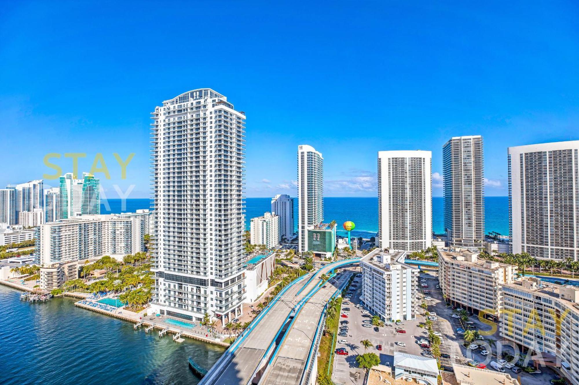Resort-Style Living With Direct Ocean Views - 3Br Beauty Hallandale Beach Exterior photo
